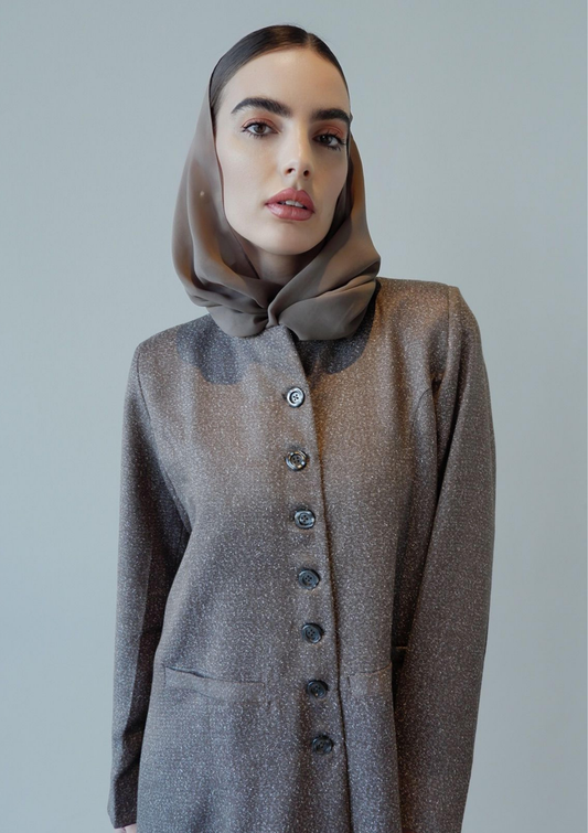 STRUCTURED LINE IN BROWN